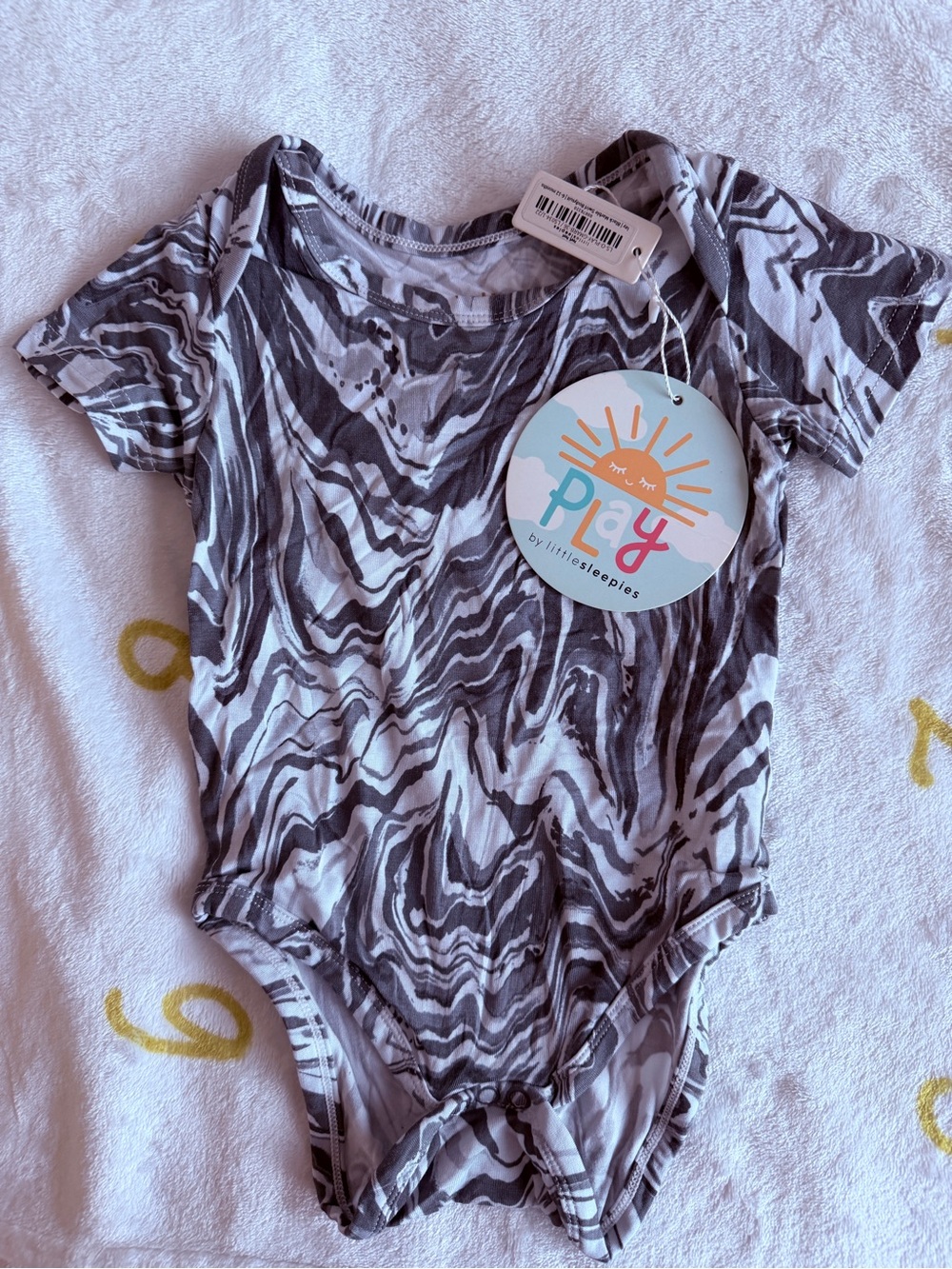 NWT Little sleepies play- grey marble bodysuit -6-12M